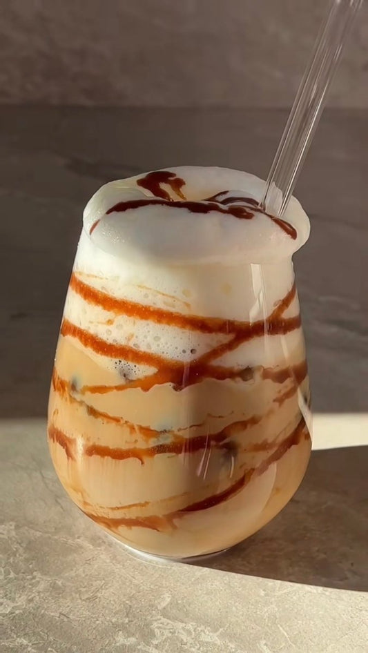 Chai latte glacé au caramel - Atelier Marta
