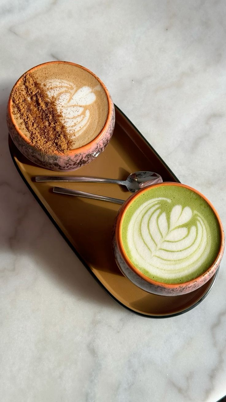 Matcha ou café : quel est le meilleur choix pour votre santé et bien-être?