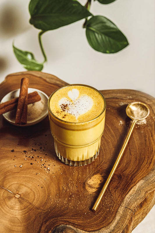 Comment les lattés dorés peuvent booster votre système immunitaire